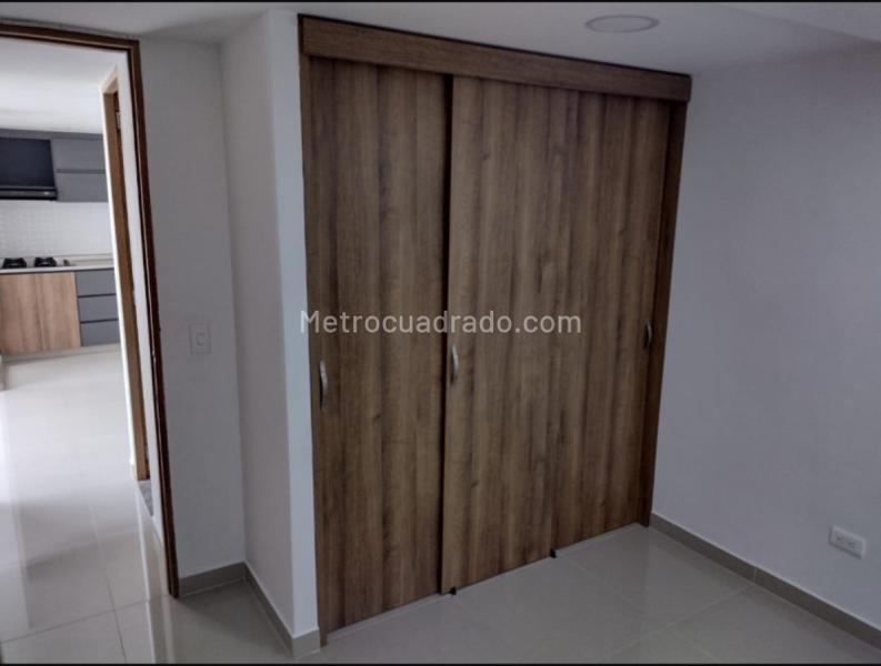 2BR Apartment in Calasanz (40 m²) - 5