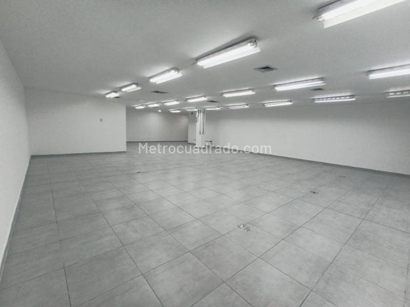 Local Comercial en Arriendo, Suramericana, Medellín - Vista 5