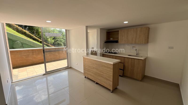 2BR Apartment in Calasanz (49 m²)
