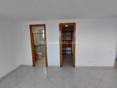 Apartamento de 2 alcobas en arriendo en El Poblado, Medellín, 110 m² · foto 12 de 20