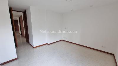 Apartamento de 3 alcobas en arriendo en El Poblado, Medellín, 118 m² · foto 19 de 20