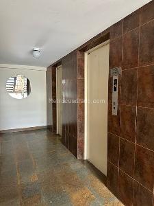 Apartamento de 4 alcobas en arriendo en El Poblado, Medellín, 100 m² · foto 17 de 20