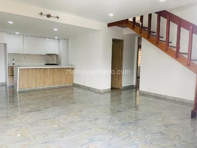 Apartamento de 4 alcobas en arriendo en Patio Bonito, Medellín, 132 m² · foto 3 de 16