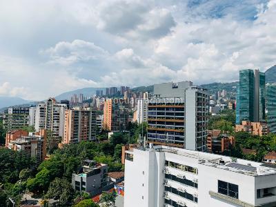 Apartamento de 4 alcobas en arriendo en Patio Bonito, Medellín, 132 m² · foto 16 de 16
