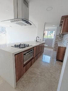 Apartamento en venta en El Poblado, Medellín · foto 3 de 20