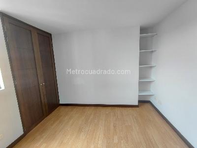 Apartamento de 3 alcobas en arriendo en El Poblado, Medellín, 126 m² · foto 14 de 20