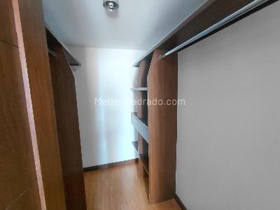 Apartamento de 3 alcobas en arriendo en El Poblado, Medellín, 126 m² · foto 19 de 20