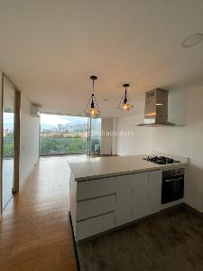 Apartamento de 1 alcoba en arriendo en El Diamante No. 2, Medellín, 65 m² · foto 3 de 13