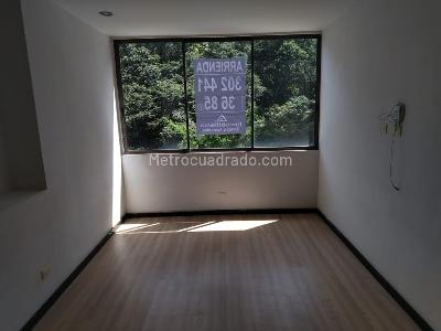 Apartamento de 2 alcobas en arriendo en Las Palmas, Medellín, 70 m² · foto 5 de 13