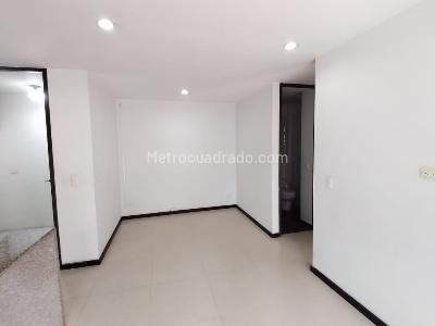 Apartamento de 2 alcobas en arriendo en Las Palmas, Medellín, 70 m² · foto 7 de 13
