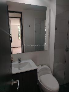 Apartamento de 2 alcobas en arriendo en Las Palmas, Medellín, 70 m² · foto 10 de 13