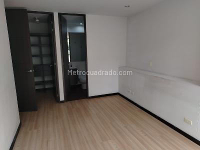 Apartamento de 2 alcobas en arriendo en Las Palmas, Medellín, 70 m² · foto 11 de 13