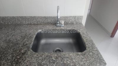 Apartamento de 3 alcobas en venta en Calasanz, Medellín, 55 m² · foto 4 de 16