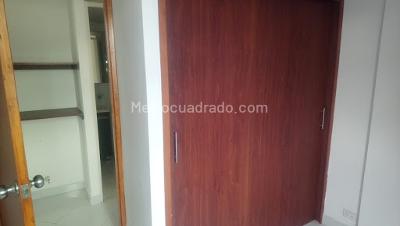 Apartamento de 3 alcobas en venta en Calasanz, Medellín, 55 m² · foto 9 de 16