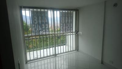 Apartamento de 3 alcobas en venta en Calasanz, Medellín, 55 m² · foto 11 de 16