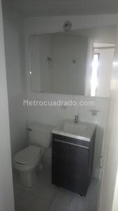 Apartamento de 3 alcobas en venta en Calasanz, Medellín, 55 m² · foto 13 de 16