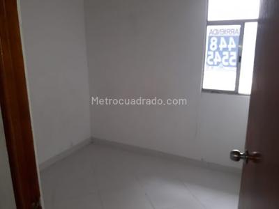 Apartamento de 3 alcobas en venta en Calasanz, Medellín, 55 m² · foto 5 de 11