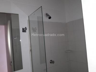 Apartamento de 3 alcobas en venta en Calasanz, Medellín, 55 m² · foto 10 de 11