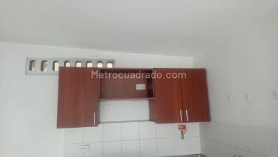 Apartamento de 3 alcobas en venta en Calasanz, Medellín, 55 m² · foto 2 de 14