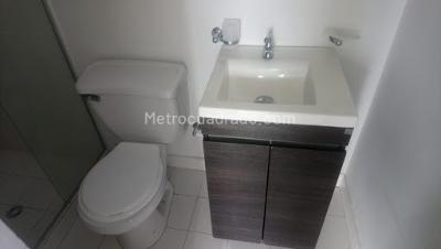 Apartamento de 3 alcobas en venta en Calasanz, Medellín, 55 m² · foto 12 de 14