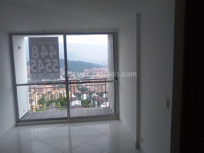 Apartamento de 3 alcobas en venta en Calasanz, Medellín, 55 m² · foto 6 de 14