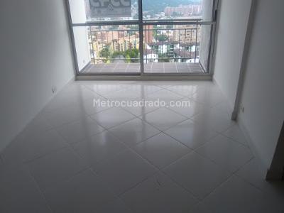 Apartamento de 3 alcobas en venta en Calasanz, Medellín, 55 m² · foto 7 de 14