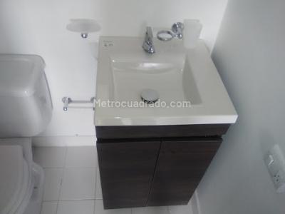Apartamento de 3 alcobas en venta en Calasanz, Medellín, 55 m² · foto 11 de 14