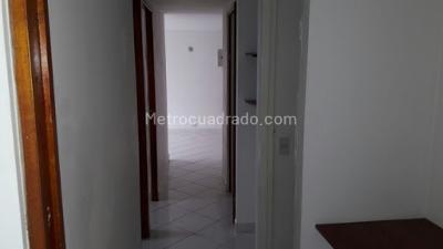 Apartamento de 3 alcobas en venta en Calasanz, Medellín, 55 m² · foto 14 de 20