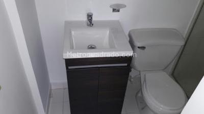 Apartamento de 3 alcobas en venta en Calasanz, Medellín, 55 m² · foto 17 de 20