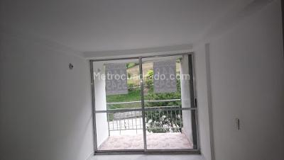 Apartamento de 3 alcobas en venta en Calasanz, Medellín, 55 m² · foto 2 de 16