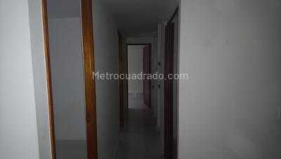 Apartamento de 3 alcobas en venta en Calasanz, Medellín, 55 m² · foto 10 de 16