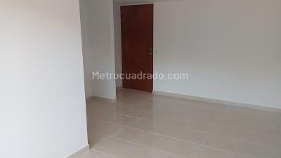 Apartamento de 3 alcobas en venta en Alcala, Bello, 55 m² · foto 9 de 15