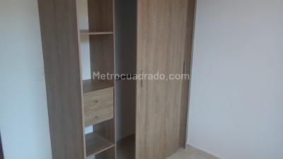 Apartamento de 3 alcobas en venta en Alcala, Bello, 55 m² · foto 11 de 15