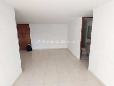 Apartamento de 3 alcobas en venta en Alcala, Bello, 55 m² · foto 2 de 13