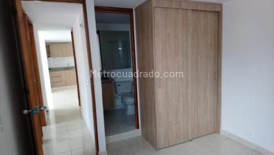 Apartamento de 3 alcobas en venta en Alcala, Bello, 55 m² · foto 5 de 17