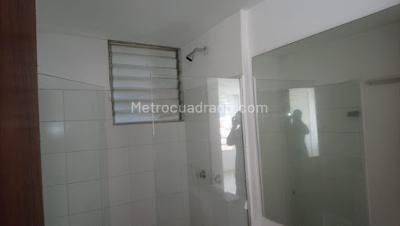 Apartamento de 3 alcobas en venta en Alcala, Bello, 55 m² · foto 14 de 17