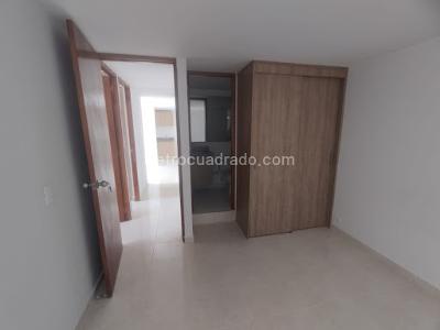 Apartamento de 3 alcobas en venta en Alcala, Bello, 55 m² · foto 3 de 18