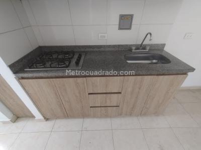 Apartamento de 3 alcobas en venta en Alcala, Bello, 55 m² · foto 3 de 20