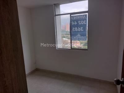 Apartamento de 3 alcobas en venta en Alcala, Bello, 55 m² · foto 4 de 20