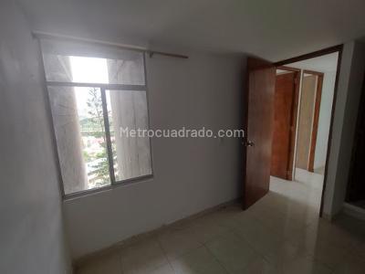 Apartamento de 3 alcobas en venta en Alcala, Bello, 55 m² · foto 6 de 20