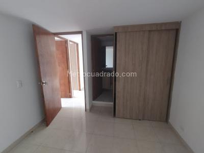 Apartamento de 3 alcobas en venta en Alcala, Bello, 55 m² · foto 8 de 20