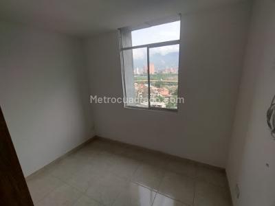 Apartamento de 3 alcobas en venta en Alcala, Bello, 55 m² · foto 9 de 20