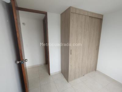 Apartamento de 3 alcobas en venta en Alcala, Bello, 55 m² · foto 13 de 20