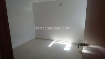 Apartamento de 3 alcobas en venta en Alcala, Bello, 55 m² · foto 5 de 16