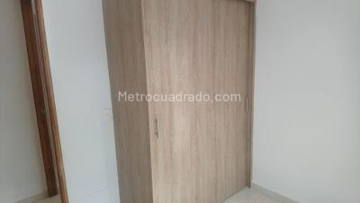 Apartamento de 3 alcobas en venta en Alcala, Bello, 55 m² · foto 9 de 16