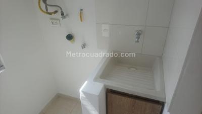 Apartamento de 3 alcobas en venta en Alcala, Bello, 55 m² · foto 15 de 16