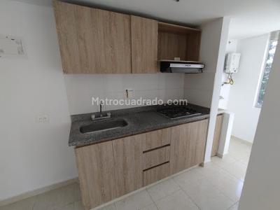 Apartamento de 3 alcobas en venta en Alcala, Bello, 55 m² · foto 1 de 19