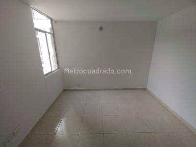 Apartamento de 3 alcobas en venta en Alcala, Bello, 55 m² · foto 10 de 19