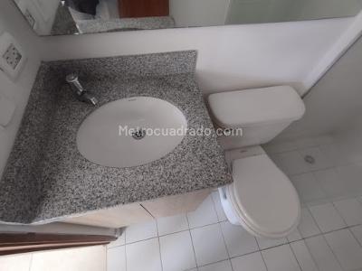 Apartamento de 3 alcobas en venta en Alcala, Bello, 55 m² · foto 13 de 19