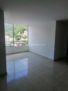 Apartamento de 3 alcobas en venta en Alcala, Bello, 55 m² · foto 4 de 11